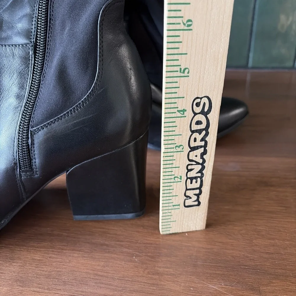 Marc Fisher Women's Leather Boots Size 10 Black Heel To The Knee Tall Read